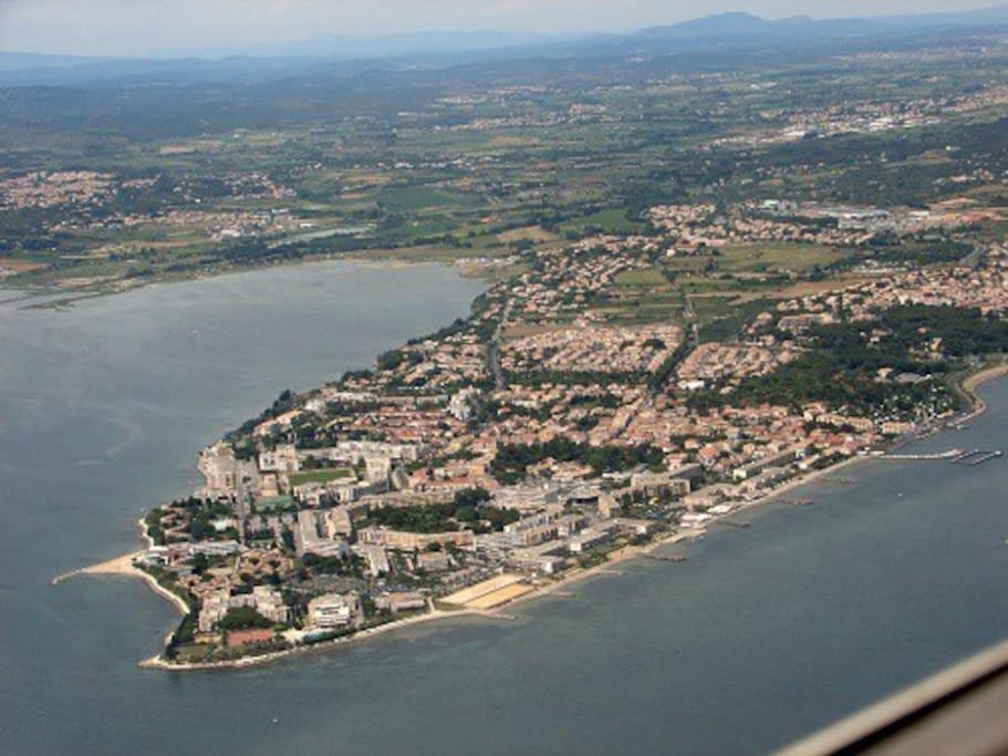 Grande Villa Neuve Avec Piscine Pres Mer Et Sete Balaruc-les-Bains Exteriör bild